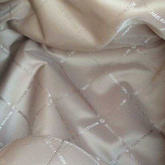 Michael Kors Signature Tote Gold Tone Hardware Size-16” x 10” x6". DROP 9" NW - Picture 7 of 8